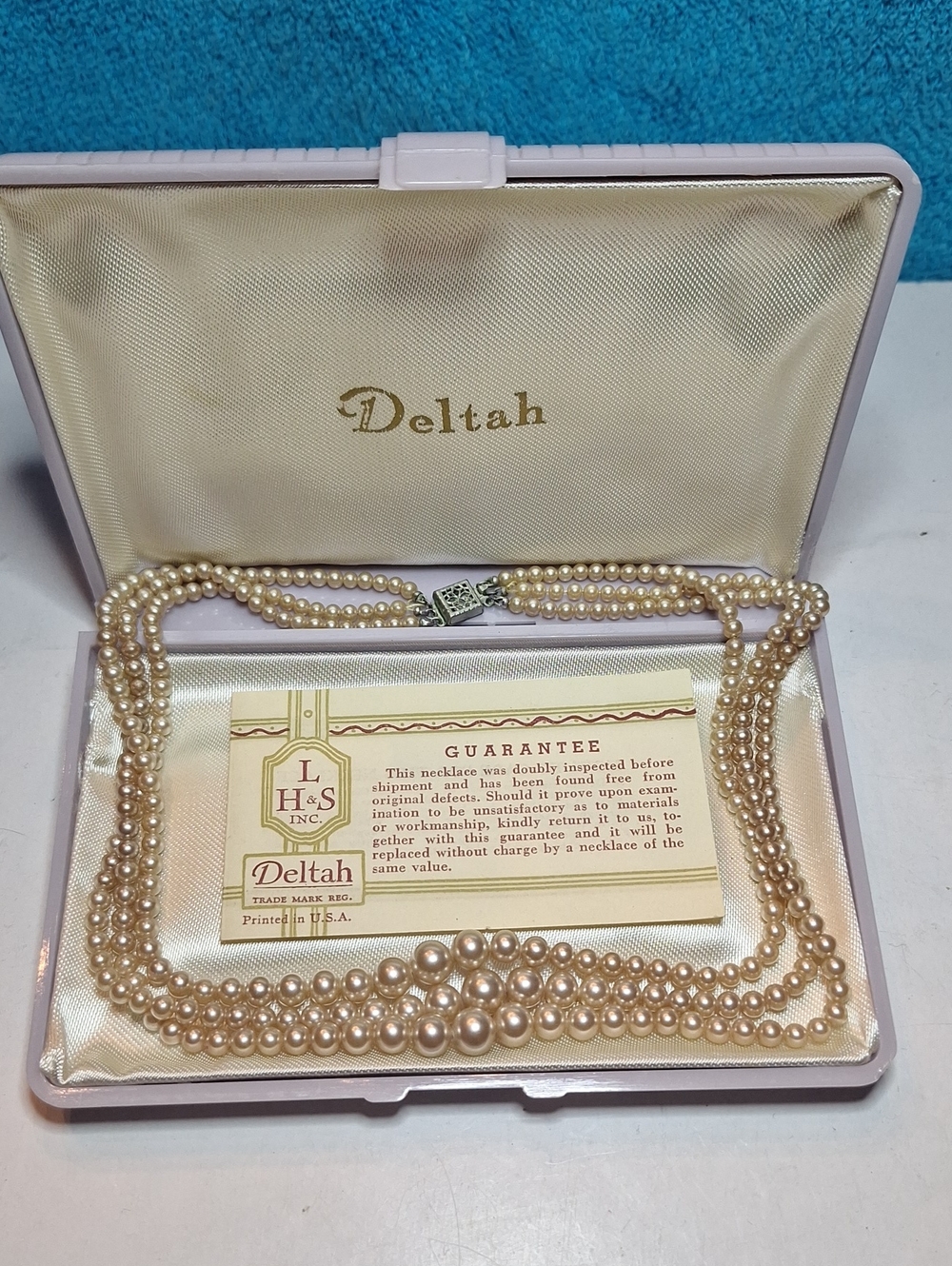 Beautiful Deltah Three Strand Simulated Pearl Vintage Antique Necklace - Picture 1 of 13
